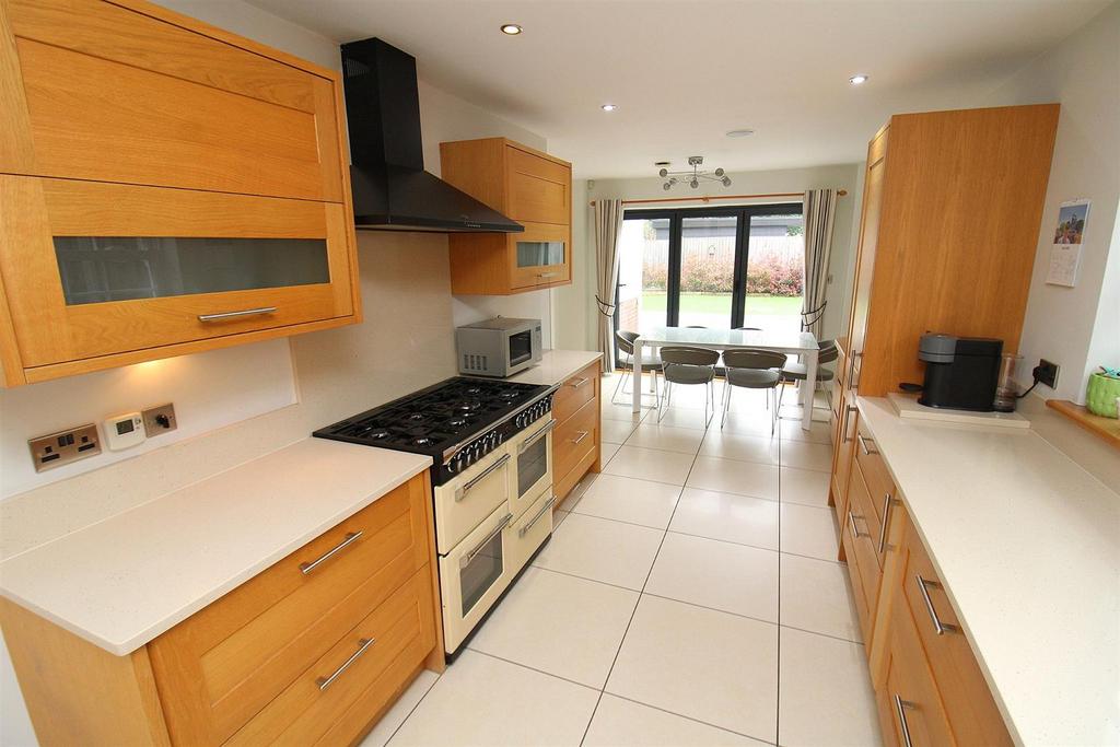 Kitchen to Dining.JPG