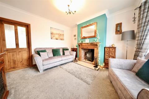2 bedroom terraced house for sale, 21St Avenue, Hull