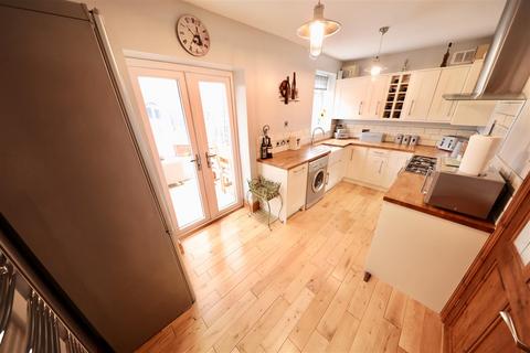 174 21st Avenue, Hull, HU6 8HR