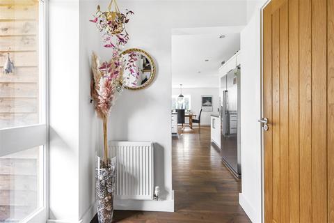 31 Shepreth Road, Foxton, Cambridge, CB22 6SX