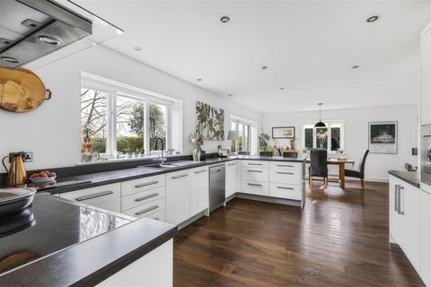 31 Shepreth Road, Foxton, Cambridge, CB22 6SX