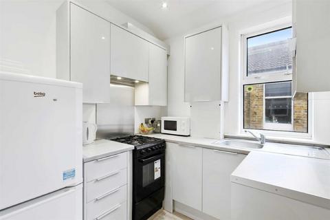 2 bedroom flat for sale, Royston Road, Penge