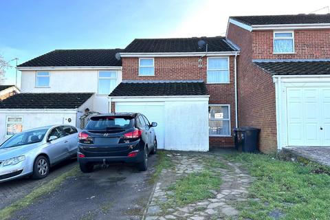 34 Viscount Road, Northampton, NN3 5BJ
