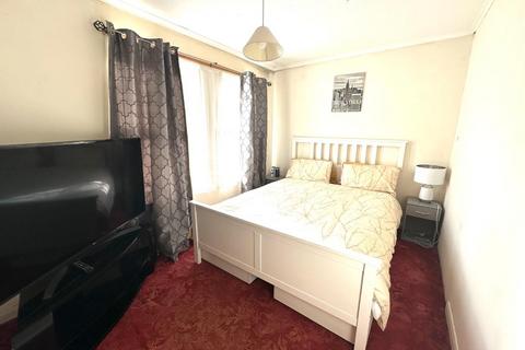 34 Viscount Road, Northampton, NN3 5BJ