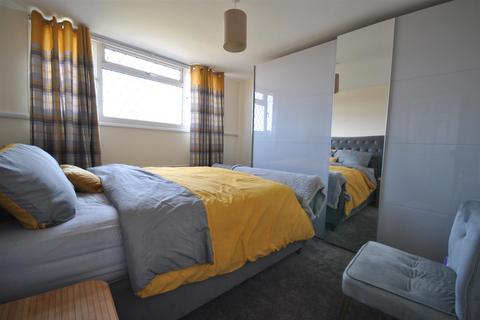 4 bedroom semi-detached bungalow for sale, Brayford Close, Abington Vale, Northampton