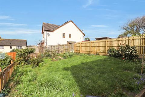 3 Gate Field Road, Bideford, EX39 3QX