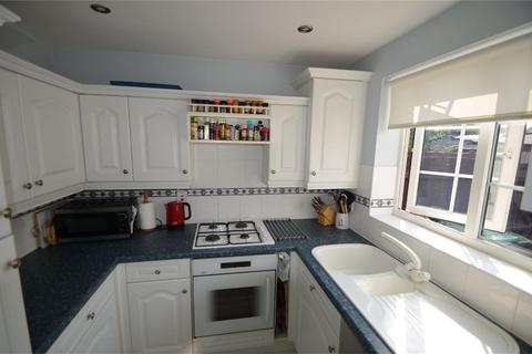 2 bedroom end of terrace house to rent, Elgar Drive, Shefford, Beds