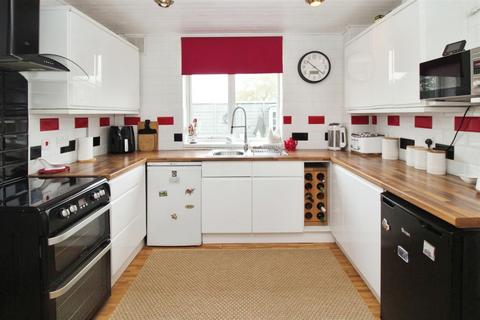 3 bedroom semi-detached house for sale, Onley Park, Rugby CV23