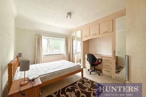 4 bedroom semi-detached house for sale - Hallmead Road, Sutton