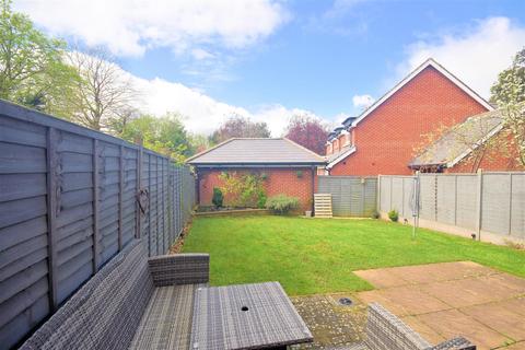 3 bedroom house for sale, Mcindoe Drive, Wendover HP22