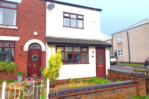 3 bedroom end of terrace house for sale, Leigh Road, Westhoughton, Bolton