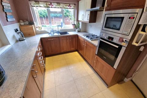 4 bedroom link detached house for sale, Lammas Close, Solihull