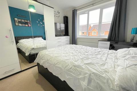 70 Clover Grove, Leekbrook, Leek, ST13 7AS