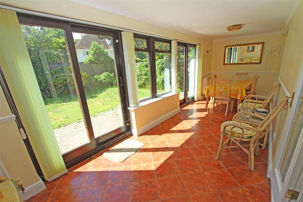 Garden room a.jpg