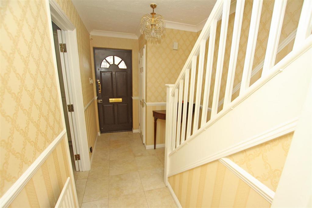 Hallway.jpg