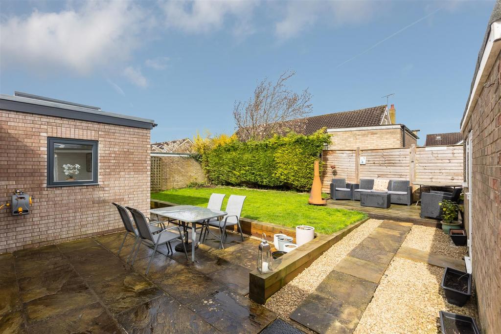 Farmanby Close 61 External-5.jpg