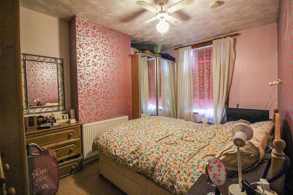 Balfour Bedroom 2.jpeg