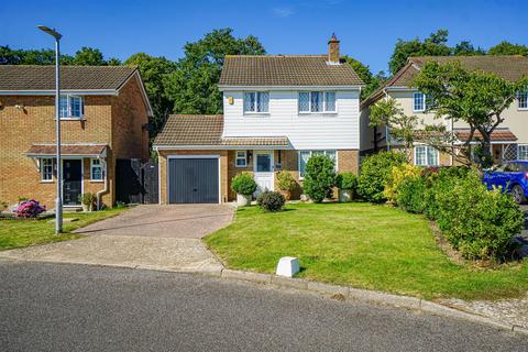 4 bedroom detached house for sale, Agincourt Close, St. Leonards-On-Sea