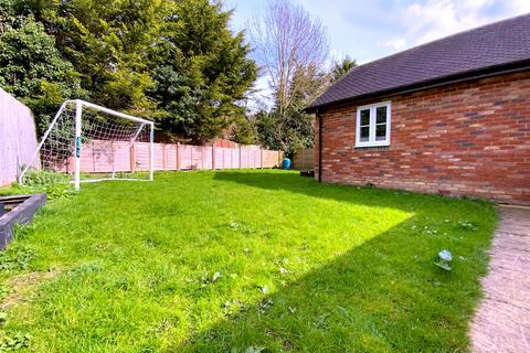 4 bedroom detached bungalow for sale, High Street, Souldrop, Bedford