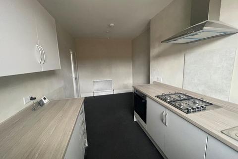 2 bedroom flat to rent, Allandale Road, Leicester