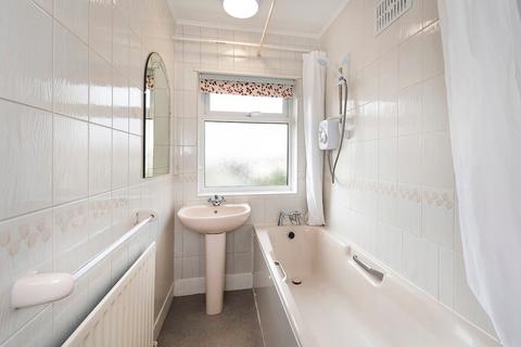 14 Cranbrook Road, Bexleyheath, DA7 5EY
