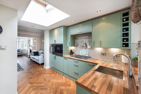 284 Burnt Oak Lane, Sidcup, DA15 8LN