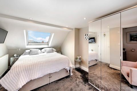 284 Burnt Oak Lane, Sidcup, DA15 8LN