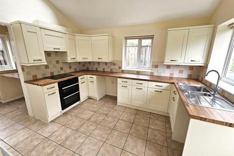 5 bedroom detached house for sale, Youldon Way, Horrabridge, Yelverton