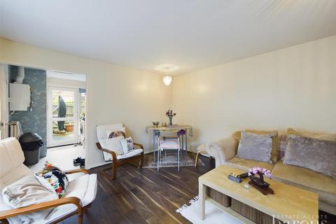 177 Warwick Road, Basingstoke, RG23 8EB