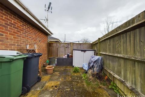 177 Warwick Road, Basingstoke, RG23 8EB