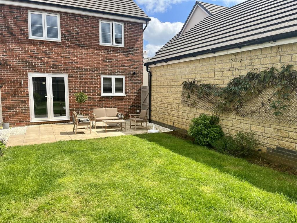 NEW 19 ST GARDEN.jpg