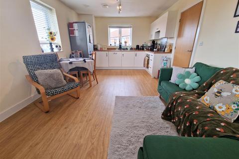 2 bedroom flat for sale, Westinghouse Park, Chippenham