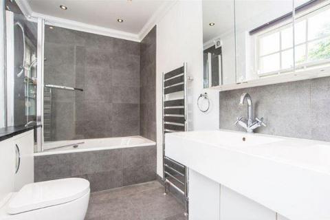 3 bedroom apartment to rent, Berners Street, London W1T