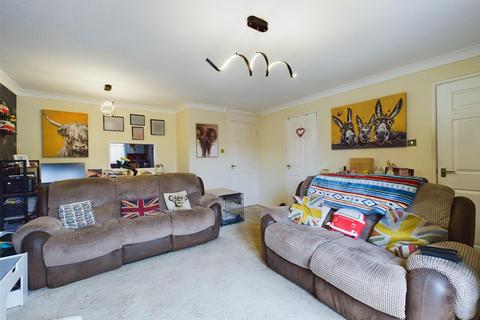 3 bedroom terraced house for sale, Argus Walk, Crawley RH11