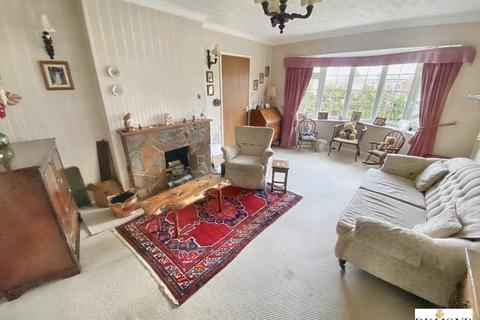 3 bedroom detached house for sale, Peterclose Road, Tiverton
