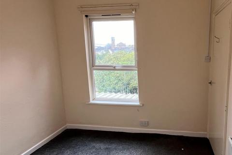 1 bedroom in a house share to rent, Flats 2, 34 Oxford Gardens, Stafford, Staffordshire, ST16 3JB