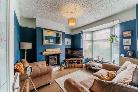 10 Askern Road, Carcroft, Doncaster, DN6 8DE