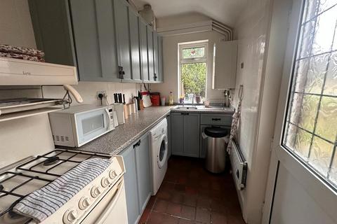 158 Green Road, Penistone, Sheffield, S36 6BG