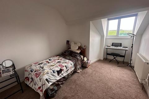 158 Green Road, Penistone, Sheffield, S36 6BG