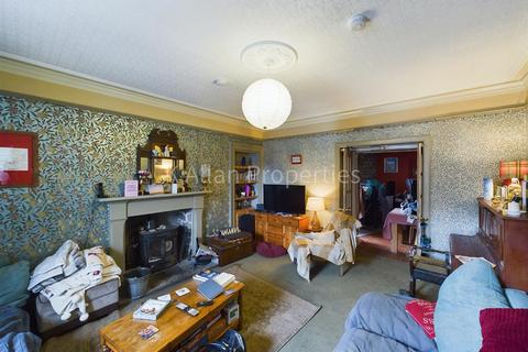 4 bedroom end of terrace house for sale, West End, St. Margarets Hope, Orkney