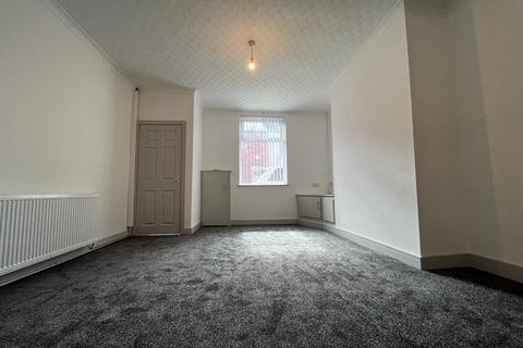 3 bedroom house to rent, Brook Street, Blackpool, Lancashire