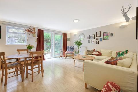 3 bedroom house for sale, Sewardstone Road, Bethnal Green
