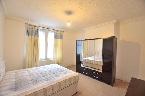 2 bedroom apartment to rent, Saltwell Road, Gateshead, NE8