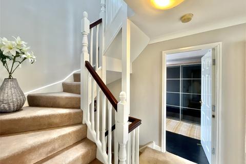 209 Redgrave Close, Gateshead, NE8 3JT