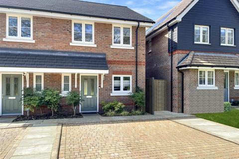 2 bedroom semi-detached house for sale, Kennylands Road, Sonning Common Reading RG4