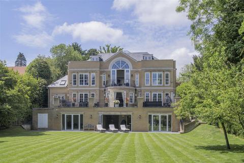 7 bedroom detached house for sale, Newlands Avenue, Radlett