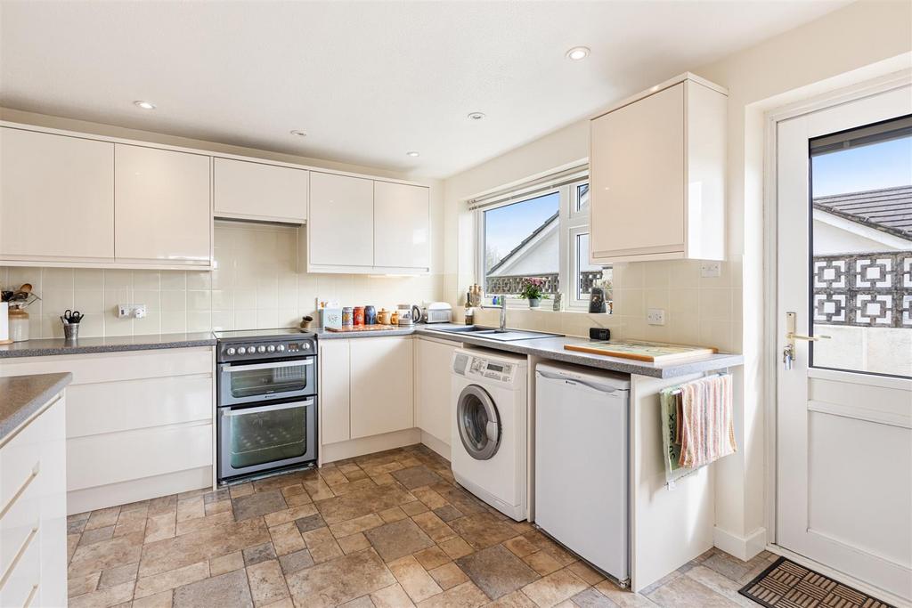 A12 - 41, Start Bay Park Strete - 240403.jpg