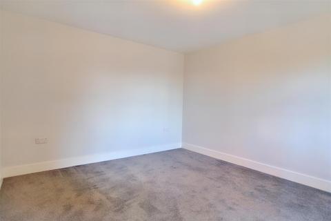 1 bedroom apartment for sale, Station Road, Attleborough