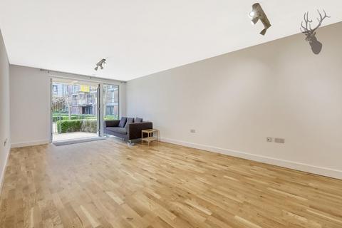 3 bedroom apartment to rent, Queensbridge Road, Haggerston Park E2