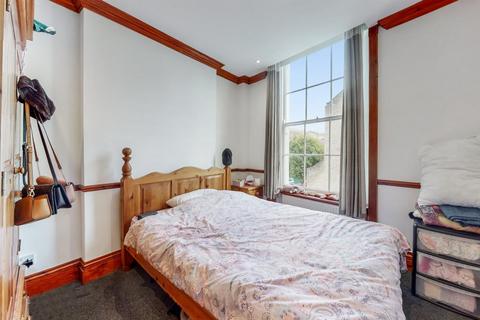 2 bedroom apartment to rent, Wilton Way, London, E8